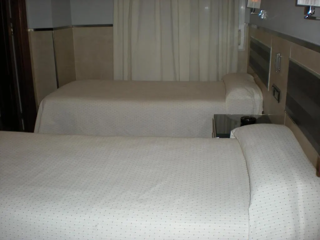 Hostal La Hispanidad Málaga 2*,